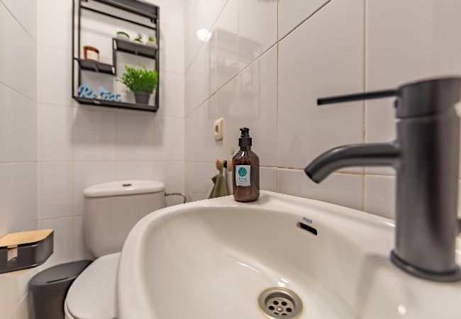 Apartamento en Tarifa - 1a linea playa, piscina, terraza, garaje y fibra  Apartamento en Tarifa - 1a linea playa, piscina, terraza, garaje y fibra