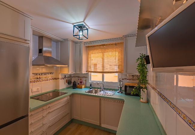 Apartamento en Tarifa - 1a linea playa, piscina, terraza, garaje y fibra  Apartamento en Tarifa - 1a linea playa, piscina, terraza, garaje y fibra