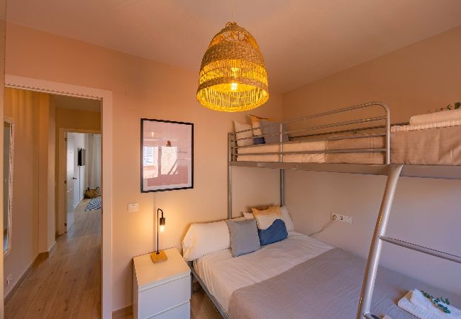 Apartamento en Tarifa - 1a linea playa, piscina, terraza, garaje y fibra  Apartamento en Tarifa - 1a linea playa, piscina, terraza, garaje y fibra