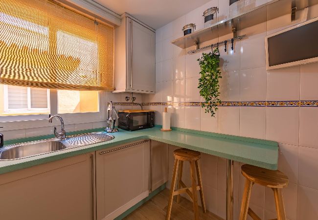 Apartamento en Tarifa - 1a linea playa, piscina, terraza, garaje y fibra  Apartamento en Tarifa - 1a linea playa, piscina, terraza, garaje y fibra