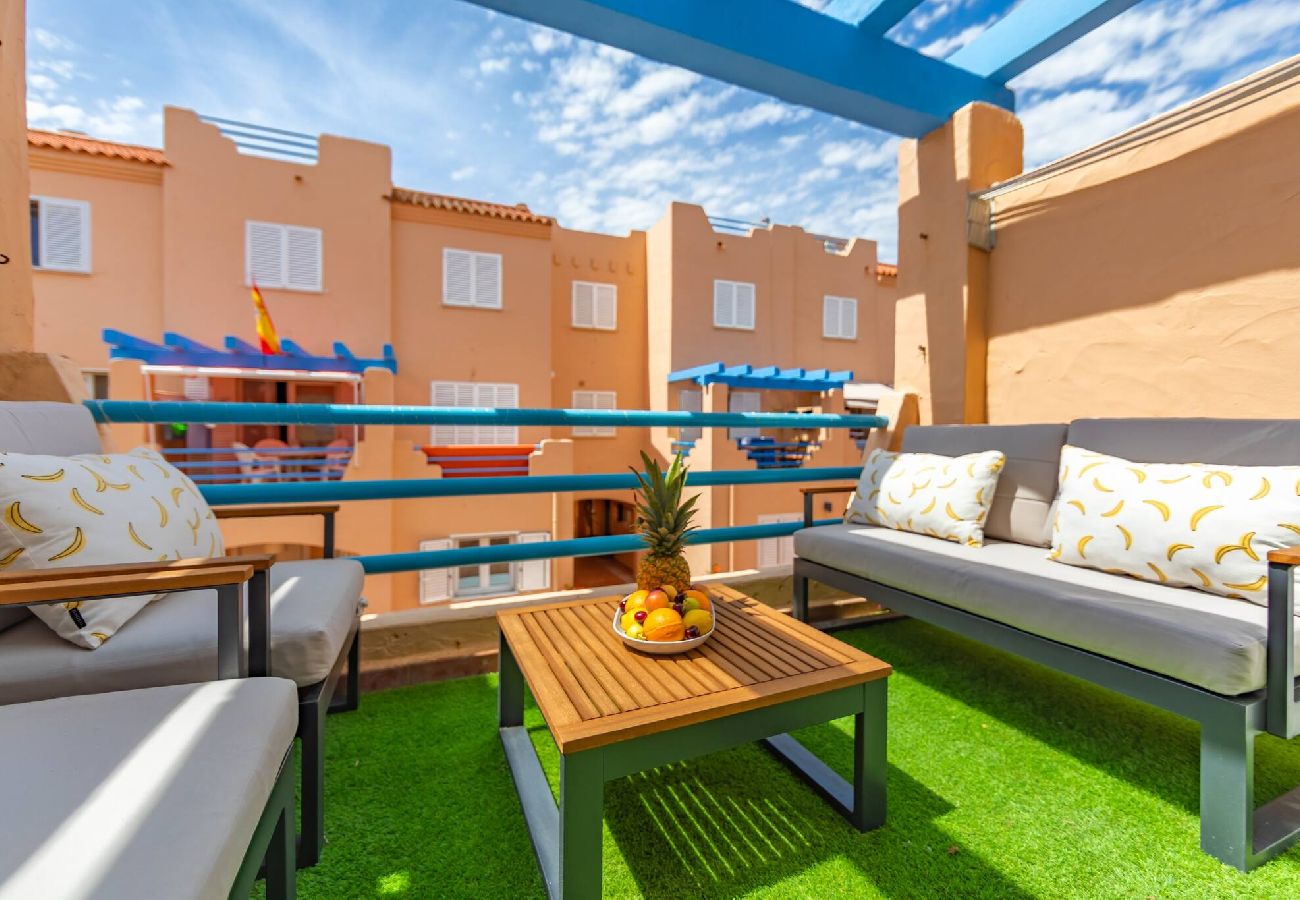 Apartamento en Tarifa - 1a linea playa, piscina, terraza, garaje y fibra 