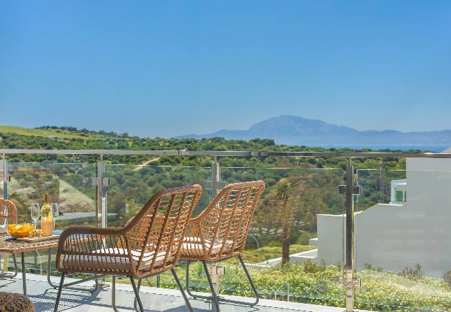 Residencial en Tarifa - Vistas Panorámicas, Terraza y Piscina - WIFI Fibra  Residencial en Tarifa - Vistas Panorámicas, Terraza y Piscina - WIFI Fibra