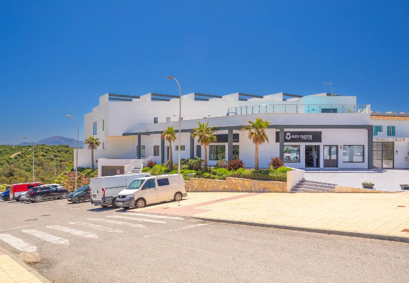 Residencial en Tarifa - Vistas Panorámicas, Terraza y Piscina - WIFI Fibra 