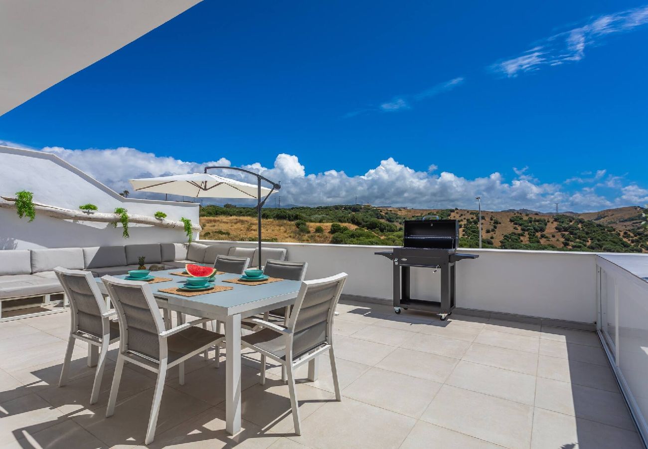 Apartamento en Tarifa - Terraza, vistas, piscina, aparcamiento y WIFI 