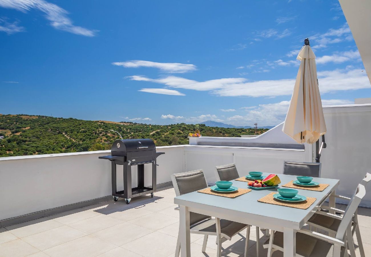 Apartamento en Tarifa - Terraza, vistas, piscina, aparcamiento y WIFI 