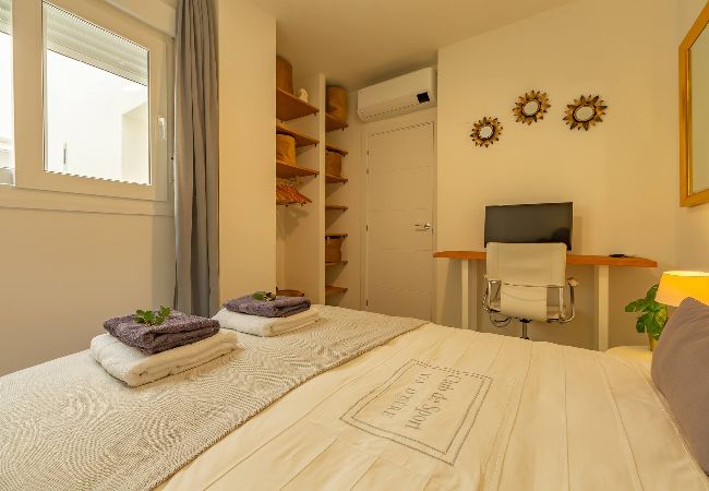 Apartamento en Tarifa - Playa cerca, terraza acogedora, piscina y fibra  Apartamento en Tarifa - Playa cerca, terraza acogedora, piscina y fibra