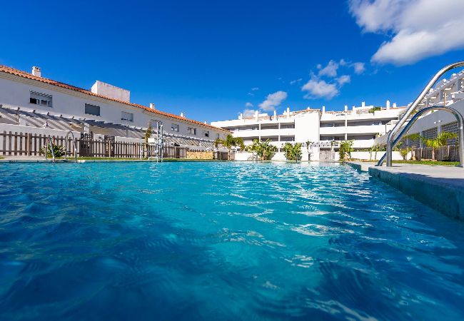 Apartamento en Tarifa - Playa cerca, terraza acogedora, piscina y fibra  Apartamento en Tarifa - Playa cerca, terraza acogedora, piscina y fibra