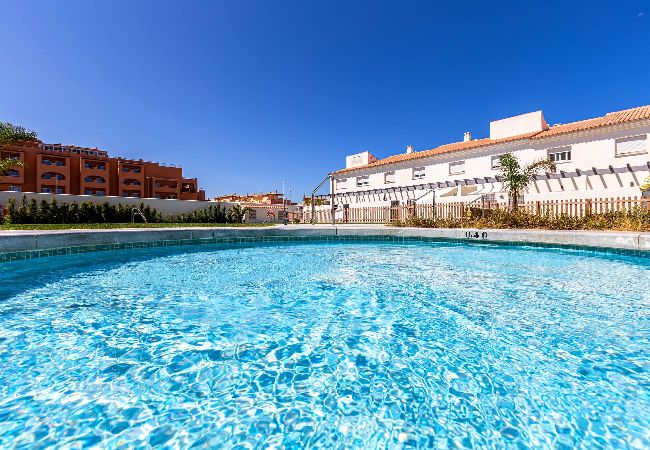 Apartamento en Tarifa - Playa cerca, terraza acogedora, piscina y fibra  Apartamento en Tarifa - Playa cerca, terraza acogedora, piscina y fibra