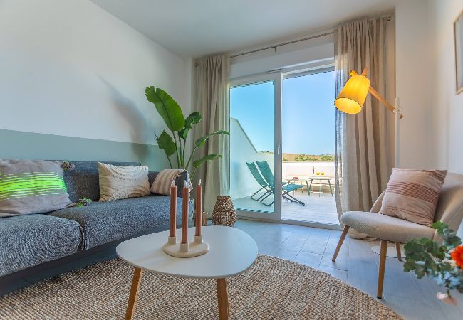 Apartamento en Tarifa - Terraza con vistas, piscina, aparcamiento & WIFI  Apartamento en Tarifa - Terraza con vistas, piscina, aparcamiento & WIFI