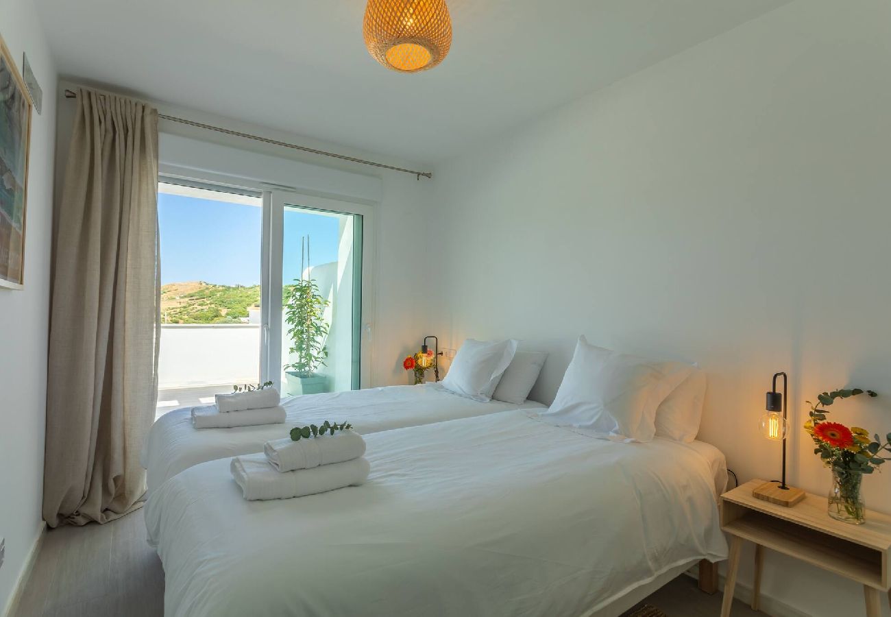 Apartamento en Tarifa - Terraza con vistas, piscina, aparcamiento & WIFI 