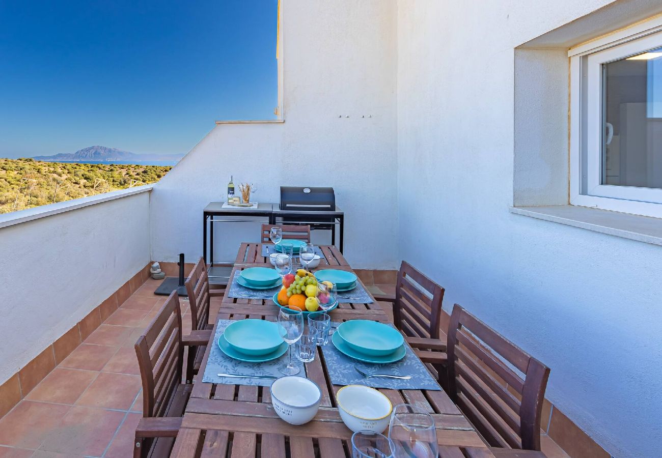 Residencial en Tarifa - Vistas a África, 3 terrazas, WIFI fibra y parking 