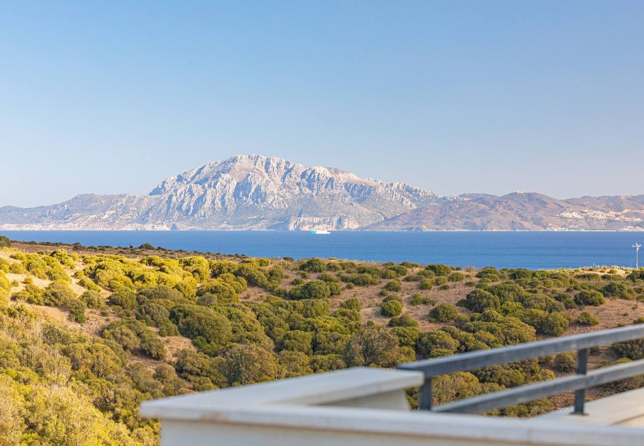 Residencial en Tarifa - Vistas a África, 3 terrazas, WIFI fibra y parking 