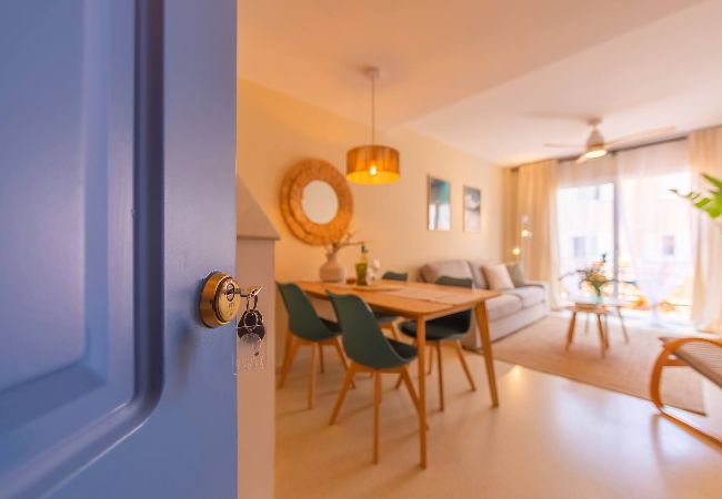 Apartamento en Tarifa - 1a linea playa, balcon & piscina  Apartamento en Tarifa - 1a linea playa, balcon & piscina