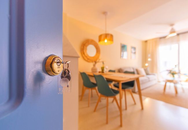 Apartamento en Tarifa - 1a linea playa, balcon & piscina  Apartamento en Tarifa - 1a linea playa, balcon & piscina