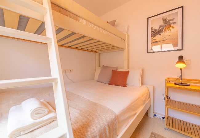 Apartamento en Tarifa - 1a linea playa, balcon & piscina  Apartamento en Tarifa - 1a linea playa, balcon & piscina