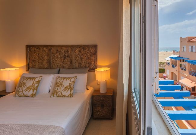 Apartamento en Tarifa - 1a linea playa, balcon & piscina  Apartamento en Tarifa - 1a linea playa, balcon & piscina