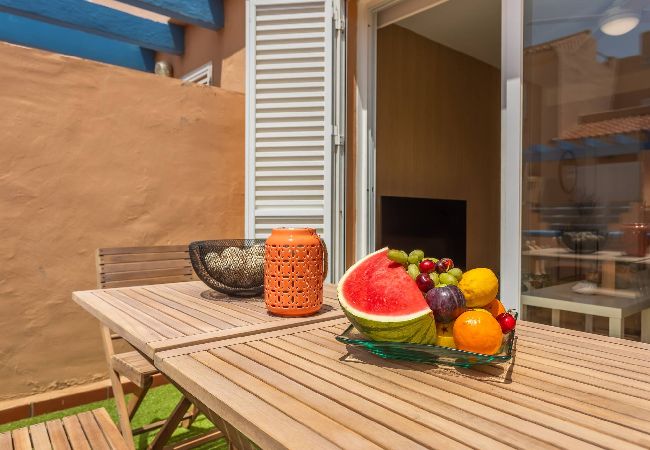 Apartamento en Tarifa - 1a linea playa, piscina, terraza y WIFI fibra  Apartamento en Tarifa - 1a linea playa, piscina, terraza y WIFI fibra