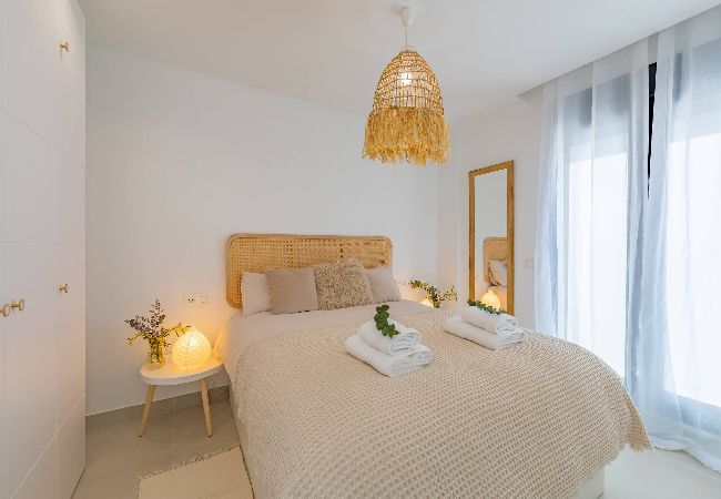 Apartamento en Tarifa - Centro, vistas al estrecho, garaje y fibra optica  Apartamento en Tarifa - Centro, vistas al estrecho, garaje y fibra optica