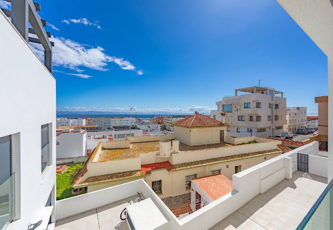 Apartamento en Tarifa - Centro, vistas al estrecho, garaje y fibra optica 