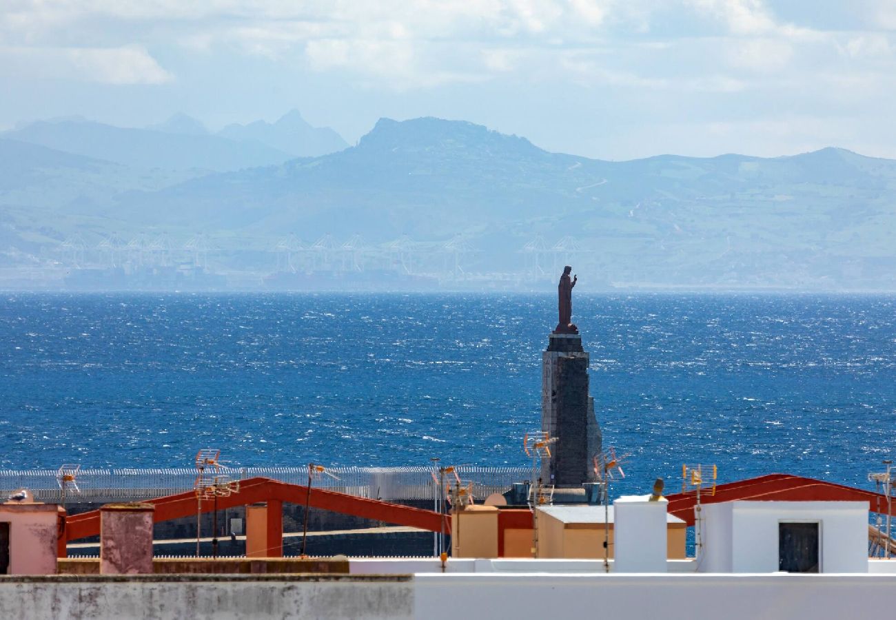 Apartamento en Tarifa - Centro, vistas al estrecho, garaje y fibra optica 