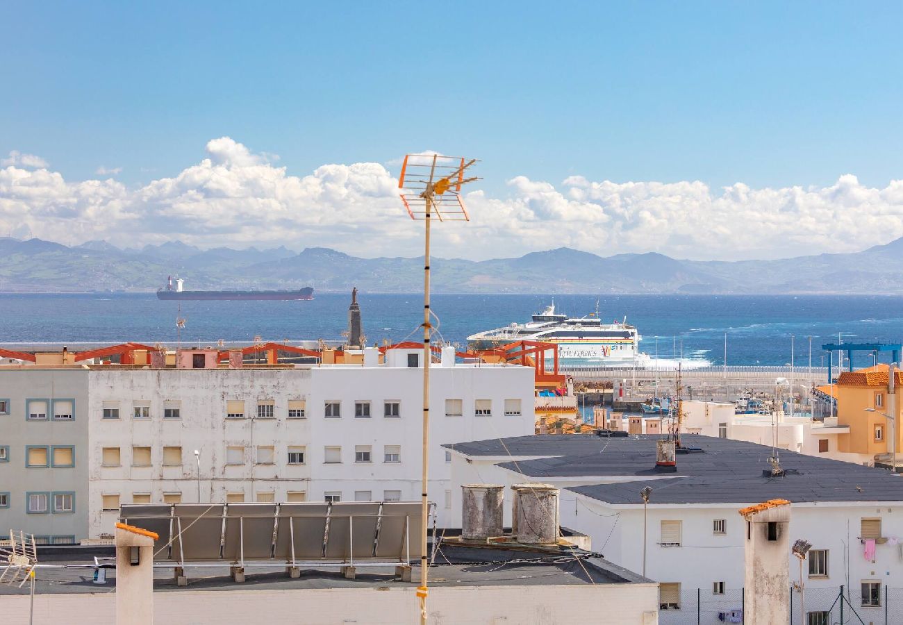 Apartamento en Tarifa - Centro, vistas al estrecho, garaje y fibra optica 