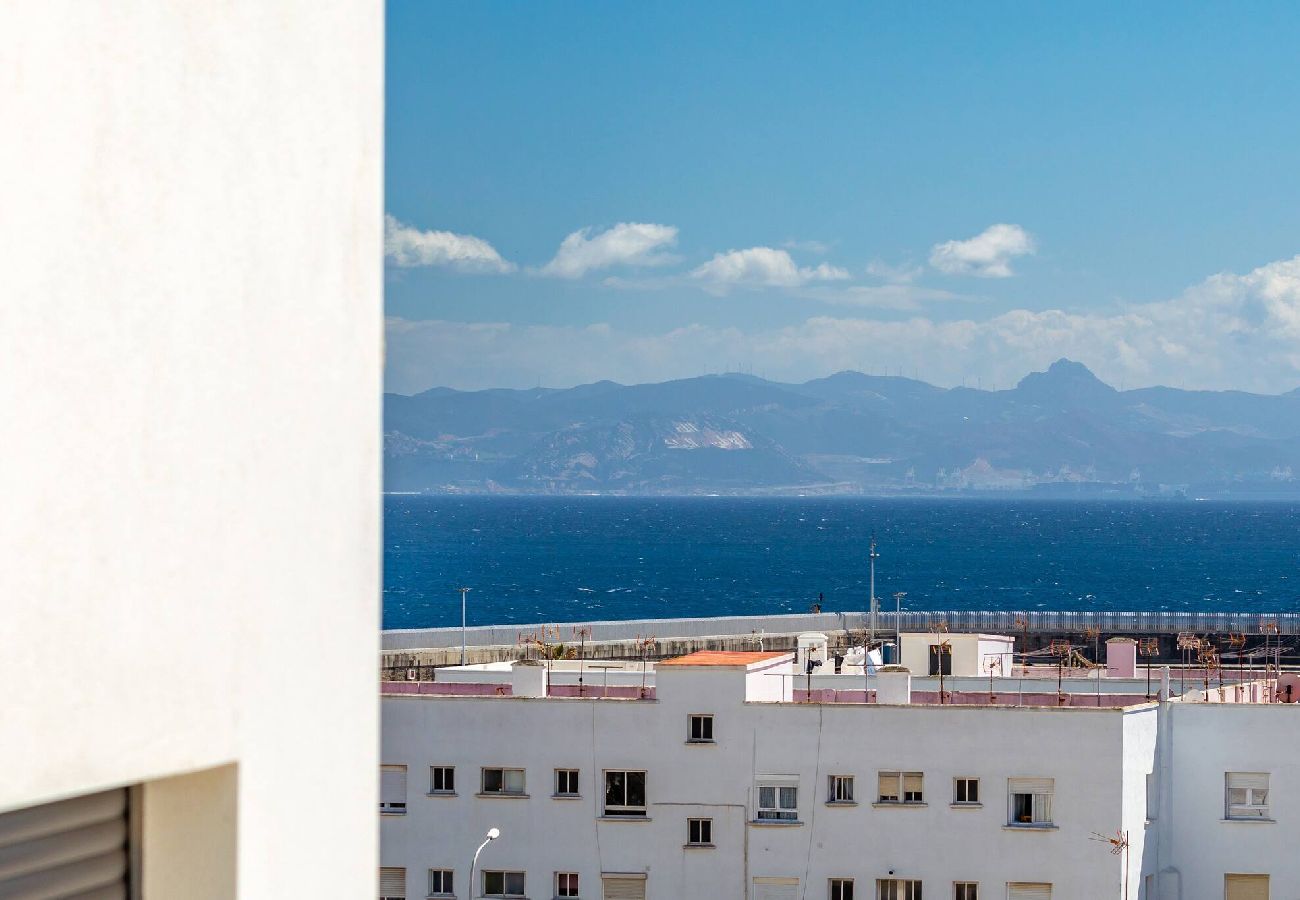 Apartamento en Tarifa - Centro, vistas al estrecho, garaje y fibra optica 