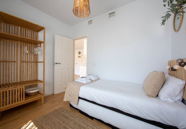 Apartamento en Tarifa - Centrico pero tranquilo, piscina y fibra optica  Apartamento en Tarifa - Centrico pero tranquilo, piscina y fibra optica