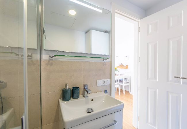 Apartamento en Tarifa - Centrico pero tranquilo, piscina y fibra optica  Apartamento en Tarifa - Centrico pero tranquilo, piscina y fibra optica