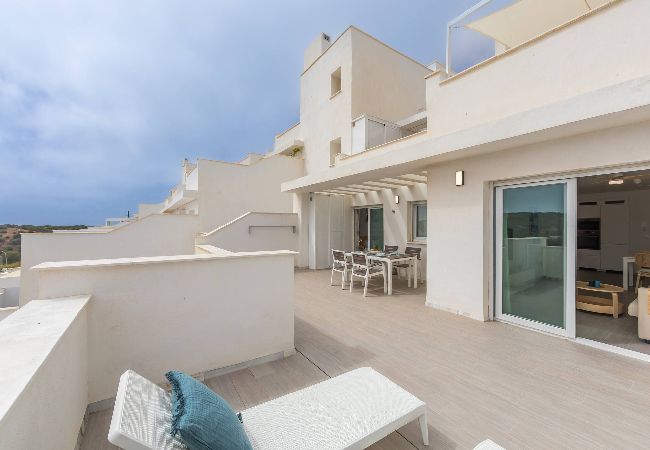 Apartamento en Tarifa - Vistas, terraza, piscina, WIFI y cerca del centro  Apartamento en Tarifa - Vistas, terraza, piscina, WIFI y cerca del centro