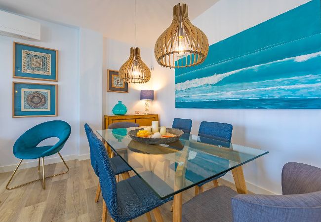 Apartamento en Tarifa - Tranquilo y elegante con terraza, piscina & WIFI 