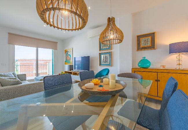 Apartamento en Tarifa - Tranquilo y elegante con terraza, piscina & WIFI  Apartamento en Tarifa - Tranquilo y elegante con terraza, piscina & WIFI