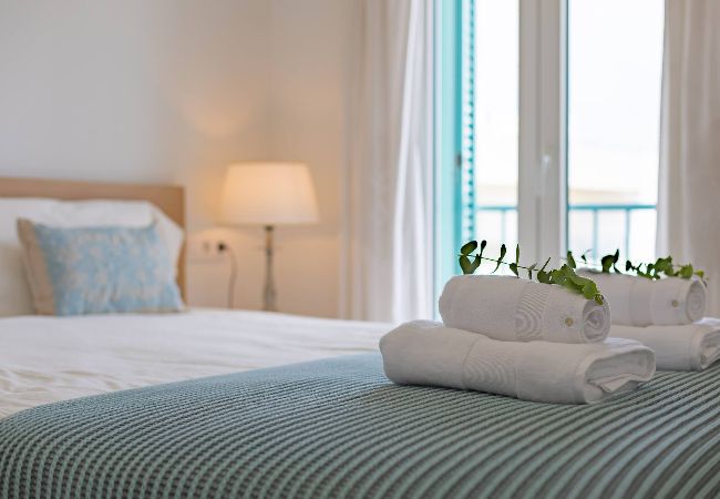 Apartamento en Tarifa - Tranquilo y elegante con terraza, piscina & WIFI  Apartamento en Tarifa - Tranquilo y elegante con terraza, piscina & WIFI