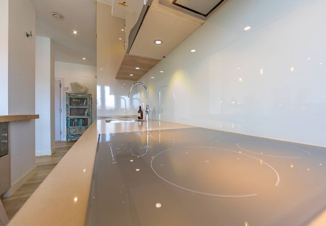 Apartamento en Tarifa - Tranquilo y elegante con terraza, piscina & WIFI  Apartamento en Tarifa - Tranquilo y elegante con terraza, piscina & WIFI