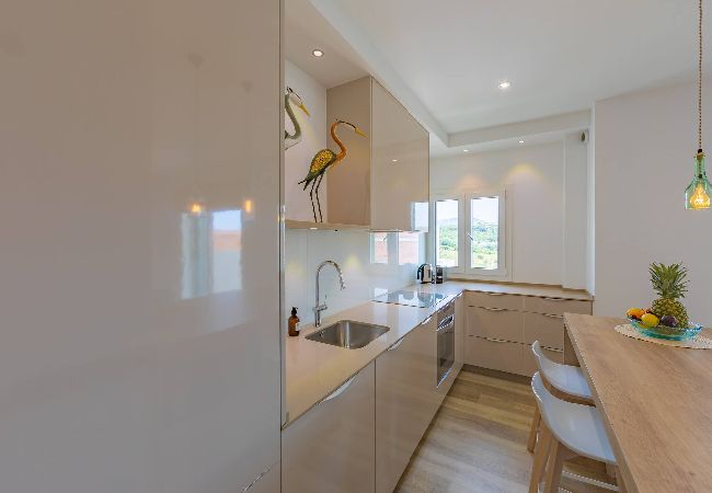 Apartamento en Tarifa - Tranquilo y elegante con terraza, piscina & WIFI  Apartamento en Tarifa - Tranquilo y elegante con terraza, piscina & WIFI