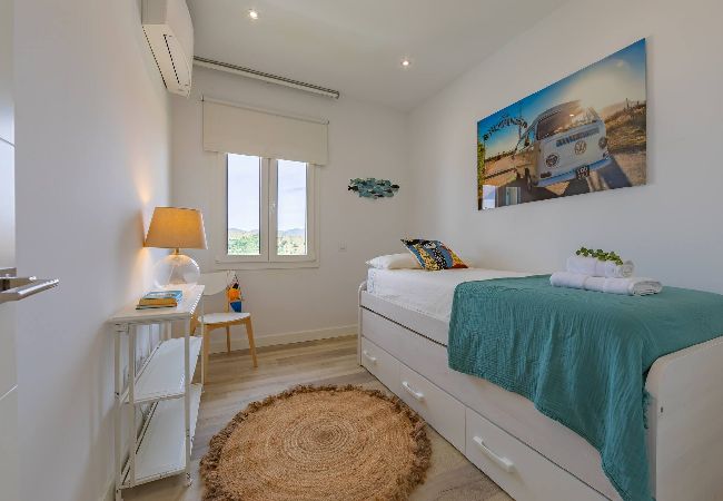 Apartamento en Tarifa - Tranquilo y elegante con terraza, piscina & WIFI  Apartamento en Tarifa - Tranquilo y elegante con terraza, piscina & WIFI