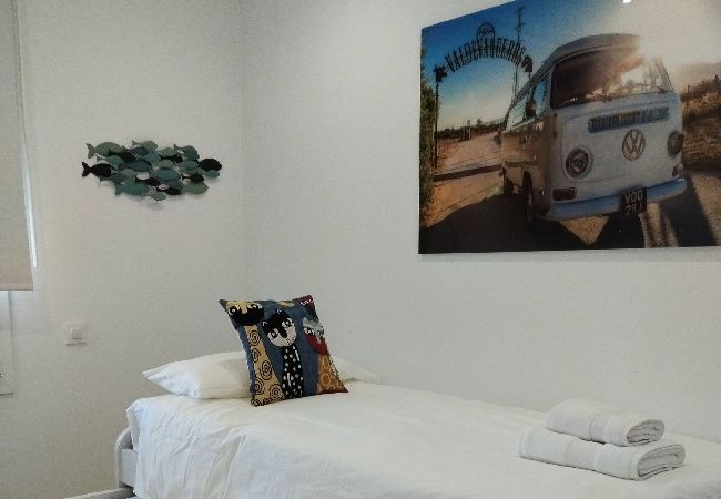 Apartamento en Tarifa - Tranquilo y elegante con terraza, piscina & WIFI  Apartamento en Tarifa - Tranquilo y elegante con terraza, piscina & WIFI