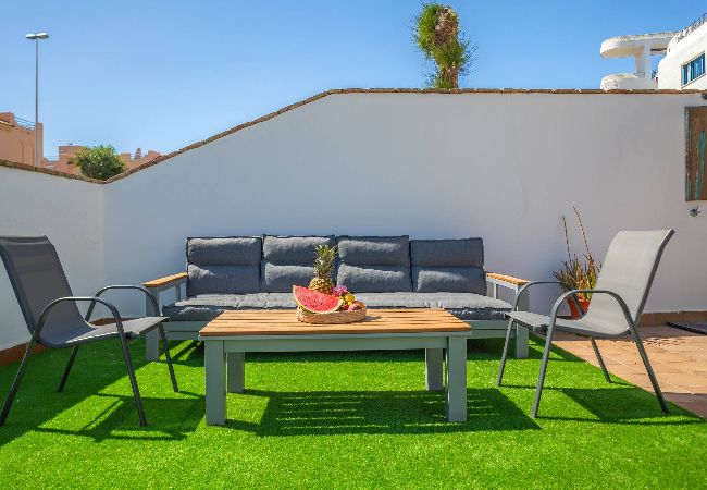 Apartamento en Tarifa - Playa a 30m, terraza, home office & WIFI fibra  Apartamento en Tarifa - Playa a 30m, terraza, home office & WIFI fibra