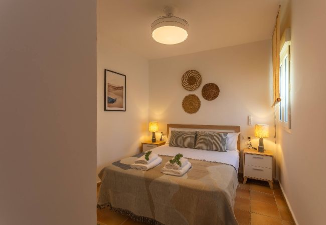 Apartamento en Tarifa - Playa a 30m, terraza, home office & WIFI fibra  Apartamento en Tarifa - Playa a 30m, terraza, home office & WIFI fibra