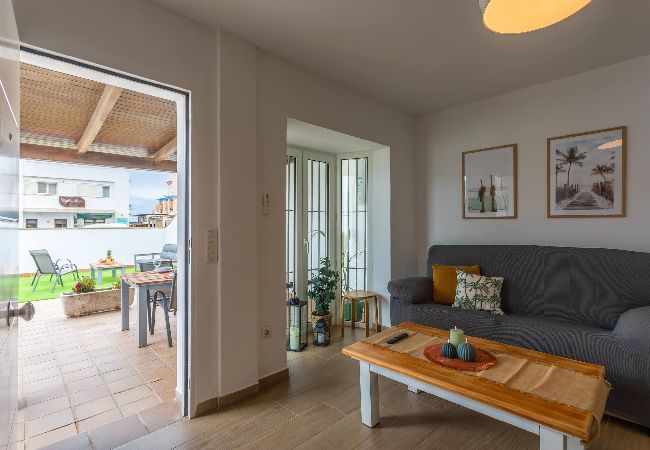 Apartamento en Tarifa - Playa a 30m, terraza, home office & WIFI fibra  Apartamento en Tarifa - Playa a 30m, terraza, home office & WIFI fibra