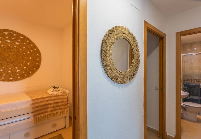 Apartamento en Tarifa - Playa a 30m, terraza, home office & WIFI fibra  Apartamento en Tarifa - Playa a 30m, terraza, home office & WIFI fibra