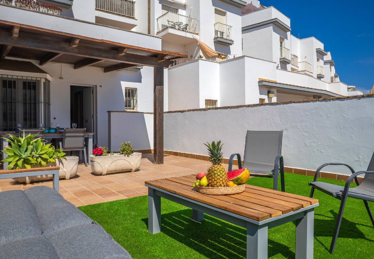 Apartamento en Tarifa - Playa a 30m, terraza, home office & WIFI fibra 