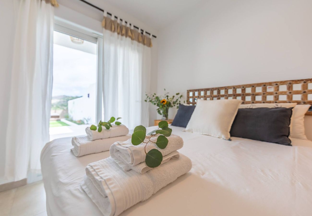 Apartamento en Tarifa - Gran Jardin vistas al campo, Piscina y WIFI rapido 