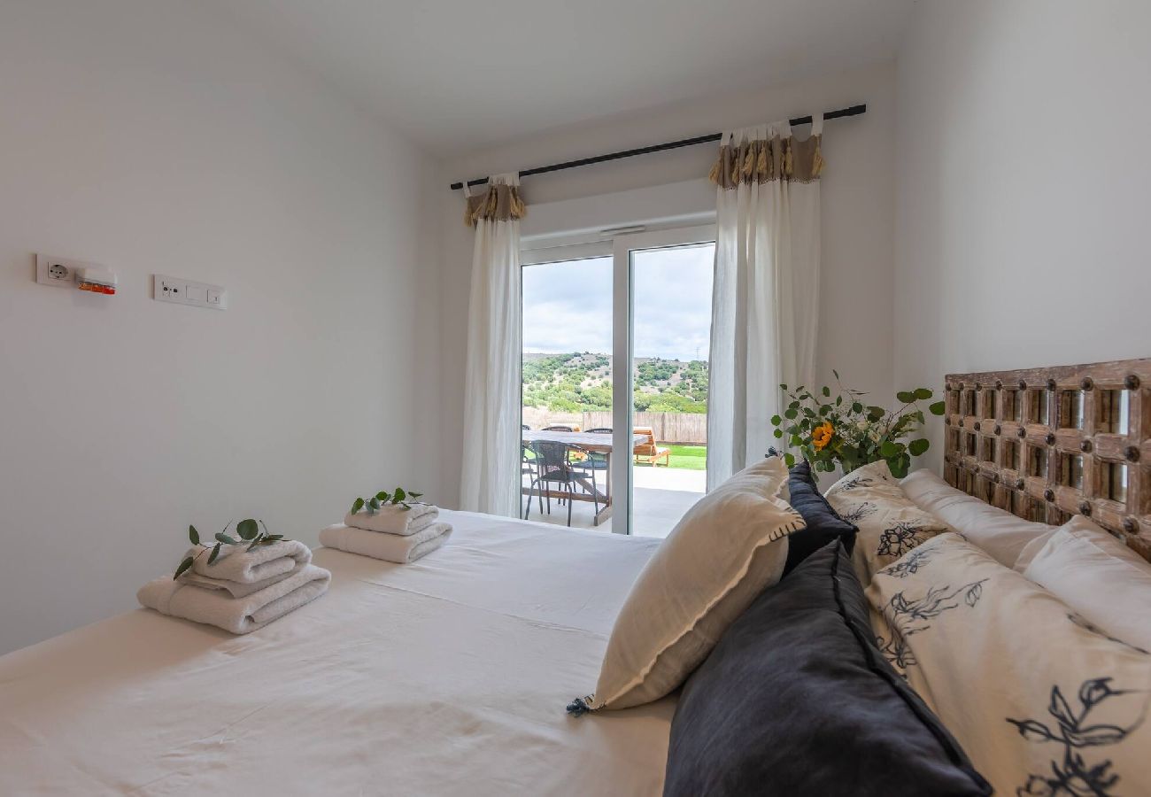 Apartamento en Tarifa - Gran Jardin vistas al campo, Piscina y WIFI rapido 