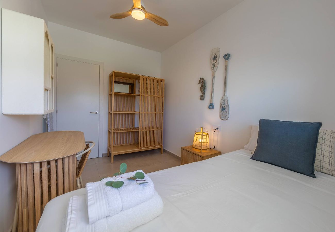 Apartamento en Tarifa - Gran Jardin vistas al campo, Piscina y WIFI rapido 