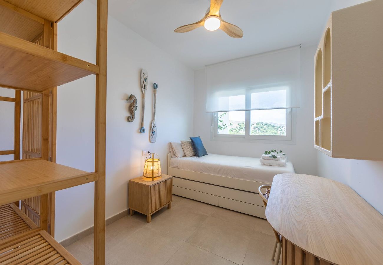 Apartamento en Tarifa - Gran Jardin vistas al campo, Piscina y WIFI rapido 