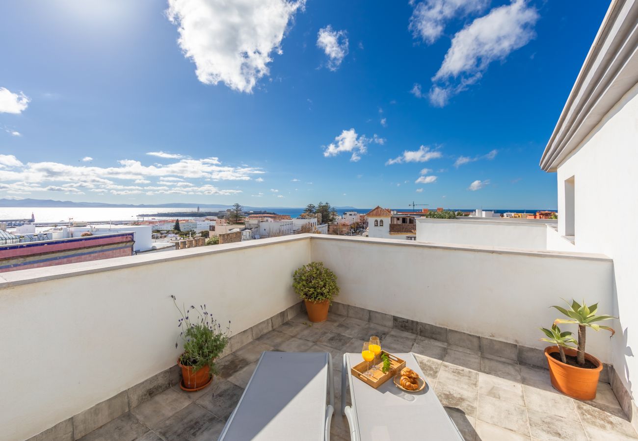 Apartamento en Tarifa - Ático en centro - terrazas, vistas y home office