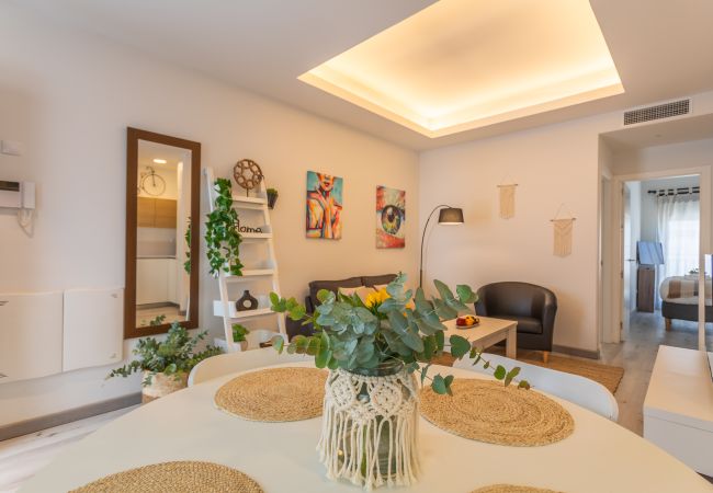 Apartamento en Tarifa - Zona centrica pero tranquila con piscina y fibra Apartamento en Tarifa - Zona centrica pero tranquila con piscina y fibra