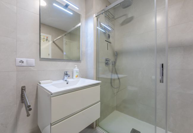 Apartamento en Tarifa - Céntrico  - Terraza - Fibra Óptica & Garaje Apartamento en Tarifa - Céntrico  - Terraza - Fibra Óptica & Garaje