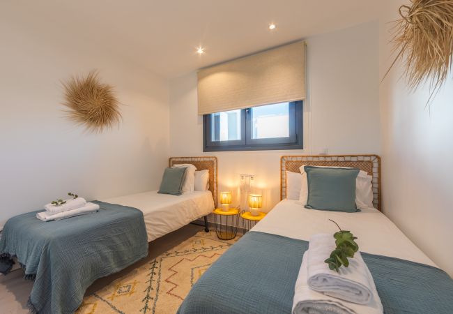 Apartamento en Tarifa - Céntrico  - Terraza - Fibra Óptica & Garaje Apartamento en Tarifa - Céntrico  - Terraza - Fibra Óptica & Garaje