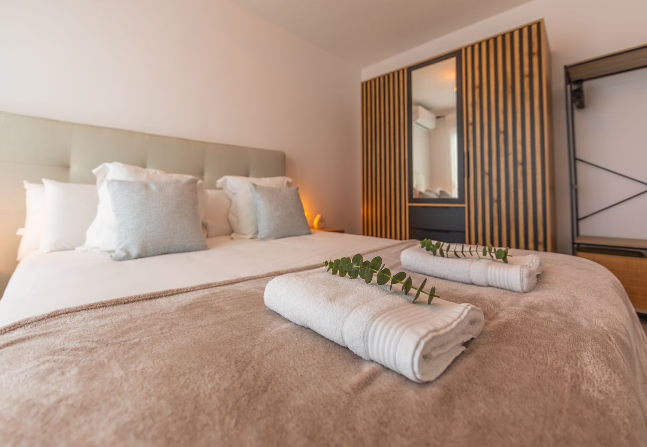 Apartamento en Tarifa - Terraza con vistas al mar y África y piscina